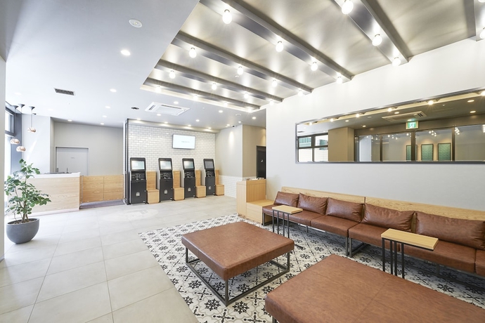 Imagen de los interiores del Hotel Sotetsu Fresa Inn Kobe Sannomiya. Foto 13