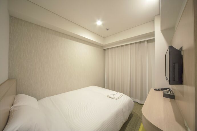 Imagen de la habitación del Hotel Sotetsu Fresa Inn Kyoto Hachijoguchi. Foto 18