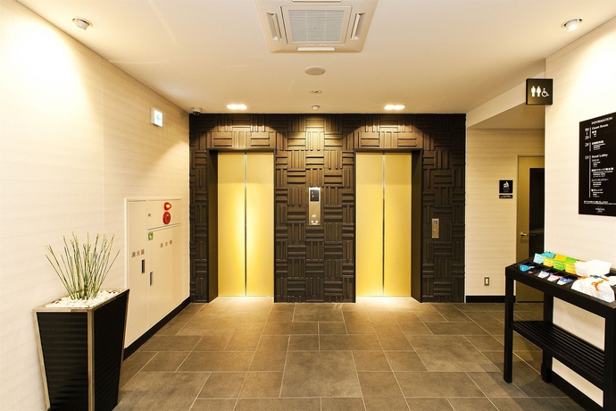 Imagen de los interiores del Hotel Sotetsu Fresa Inn Nihombashi Ningyocho. Foto 13