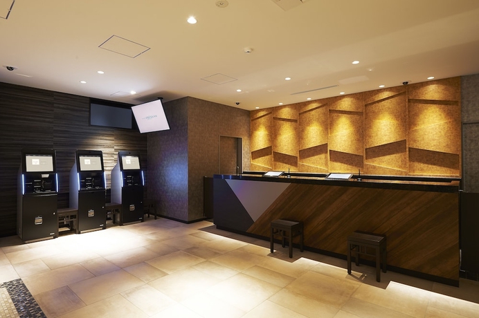 Imagen de los interiores del Hotel Sotetsu Fresa Inn Osaka Shinsaibashi. Foto 16
