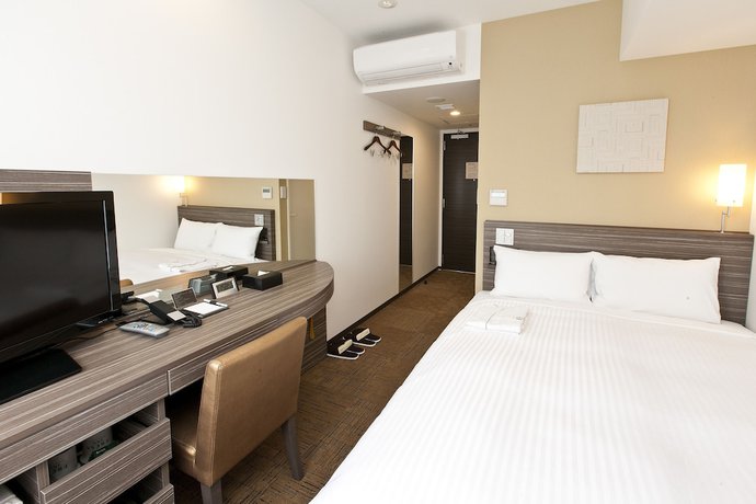 Imagen de la habitación del Hotel Sotetsu Fresa Inn Shimbashi Hibiyaguchi. Foto 2