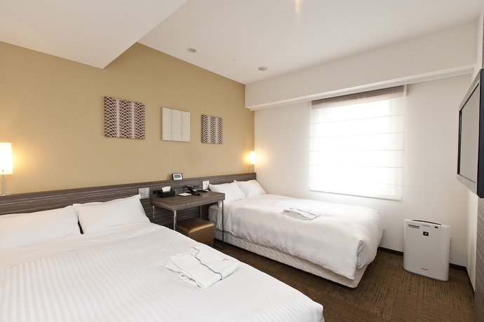 Imagen de la habitación del Hotel Sotetsu Fresa Inn Shimbashi Hibiyaguchi. Foto 4