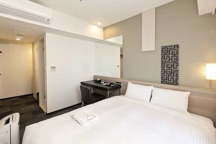 Imagen de la habitación del Hotel Sotetsu Fresa Inn Shimbashi Hibiyaguchi. Foto 7