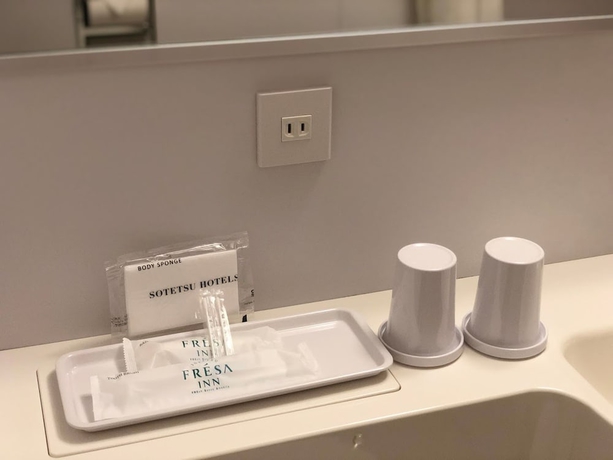 Imagen de la habitación del Hotel Sotetsu Fresa Inn Tokyo Kanda. Foto 16