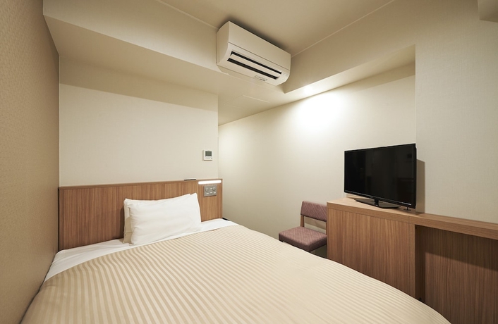 Imagen de la habitación del Hotel Sotetsu Fresa Inn Yokohama Higashiguchi. Foto 4