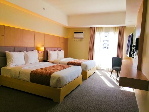Imagen de la habitación del Hotel Sotogrande Neopolitan. Foto 6