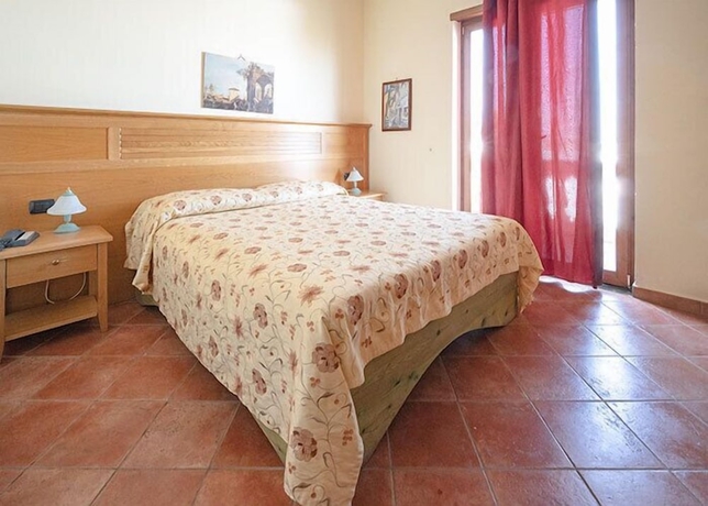 Imagen de la habitación del Hotel Sottovento. Foto 6