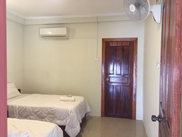 Imagen de la habitación del Hotel Souk San Sun Set Bungalow. Foto 10