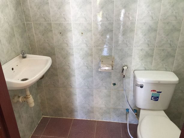 Imagen de la habitación del Hotel Souk San Sun Set Bungalow. Foto 12