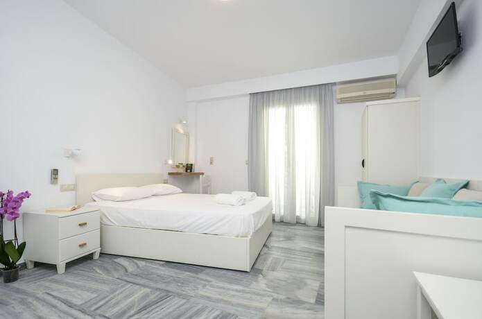 Imagen de la habitación del Hotel Soula Naxos. Foto 18
