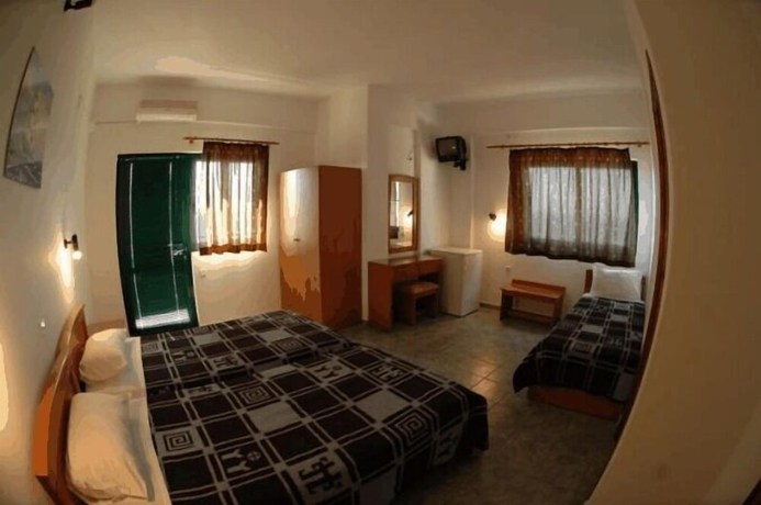 Imagen de la habitación del Hotel Soulis, Pineios. Foto 19