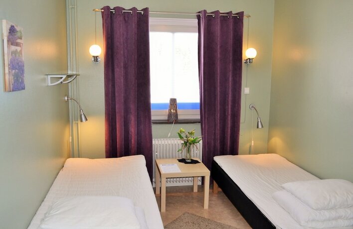 Imagen de la habitación del Hotel S&ouml;dra Bergets Vandrarhem. Foto 15
