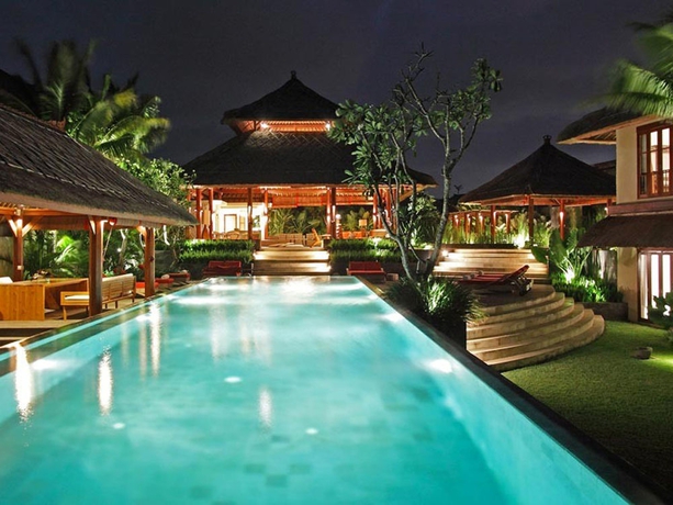 Imagen de la piscina del Hotel Sound Of The Sea Villa. Foto 5