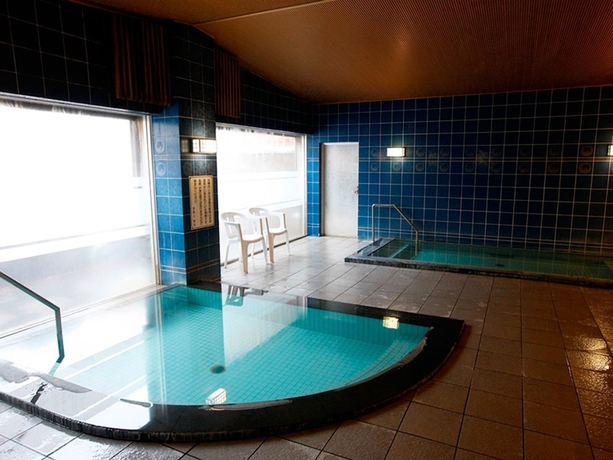 Imagen de la piscina del Hotel Sounkaku. Foto 15
