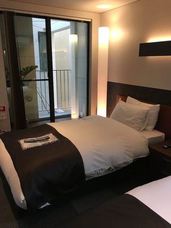 Imagen de la habitación del Hotel Sousekian. Foto 5