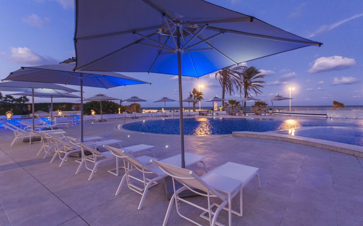 Imagen de la piscina del Hotel Sousse Pearl Marriott Resort and Spa. Foto 14