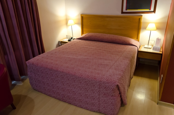 Imagen de la habitación del Hotel South American Copacabana. Foto 4