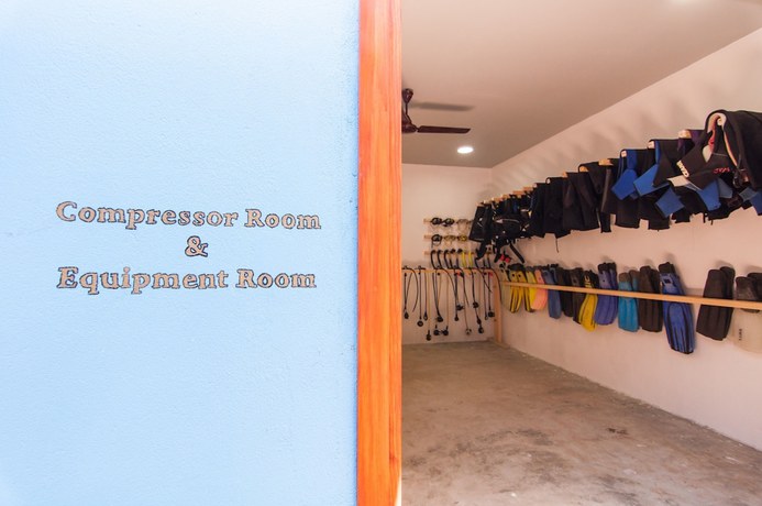 Imagen de los interiores del Hotel South Ari Dive Center. Foto 17