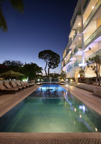 Imagen de la piscina del Hotel South Beach By Ocean Hotels. Foto 13