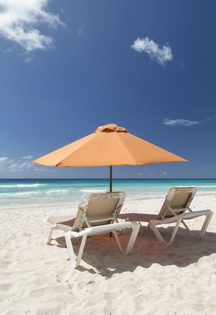 Imagen de los exteriores del Hotel South Beach By Ocean Hotels. Foto 7