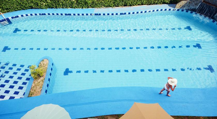 Imagen de la piscina del Hotel South Beach. Foto 14