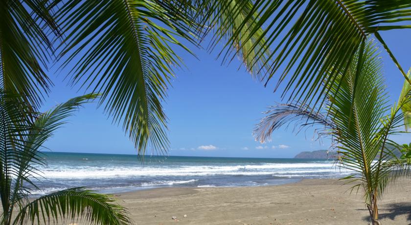 Imagen de los exteriores del Hotel South Beach, Jacó. Foto 9