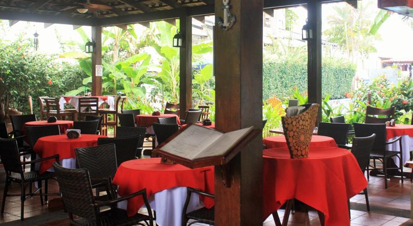 Imagen del bar/restaurante del Hotel South Beach, Jacó. Foto 2