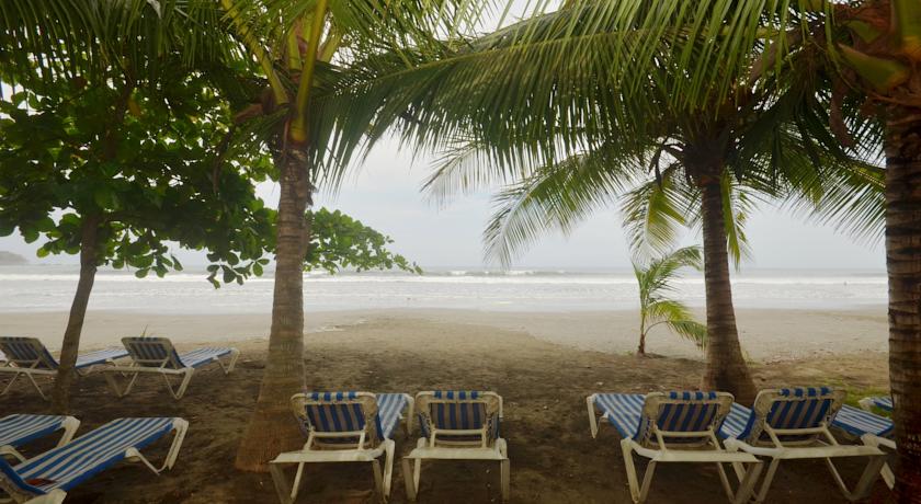 Imagen de los exteriores del Hotel South Beach, Jacó. Foto 10