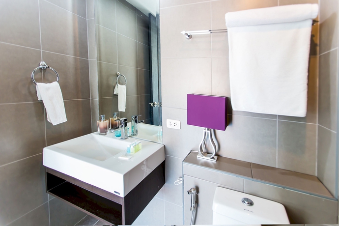 Imagen de la habitación del Hotel South Beach Pattaya. Foto 13