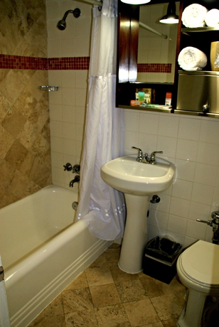 Imagen de la habitación del Hotel South Beach Plaza. Foto 15