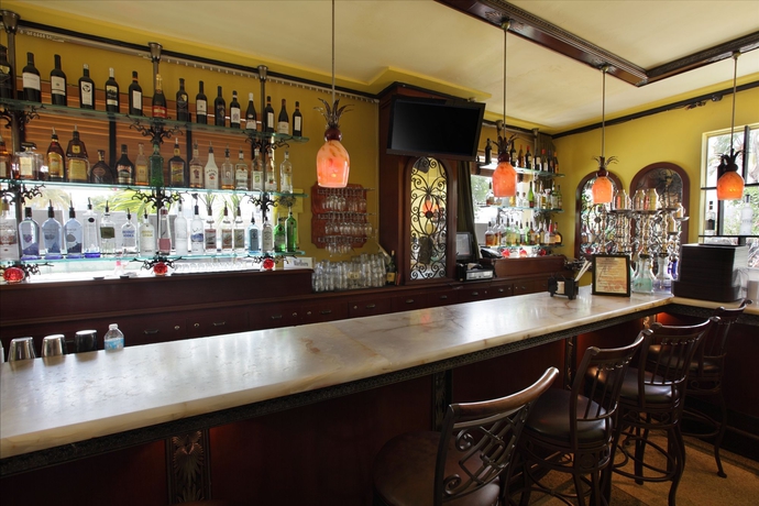 Imagen del bar/restaurante del Hotel South Beach Plaza Villas. Foto 7