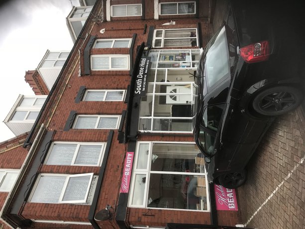 Imagen general del Hotel South Dene. Foto 2