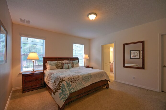Imagen general del Hotel South Facing Pool, Near Disney, 5 Bed Luxury. Foto 13