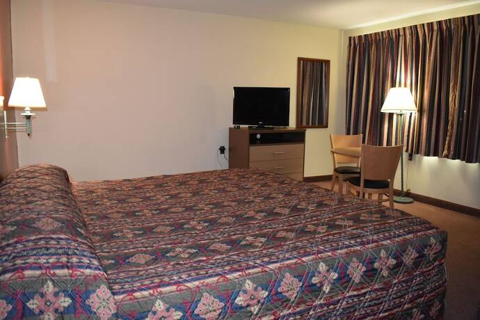 Imagen de la habitación del Hotel South Hills Motel. Foto 19