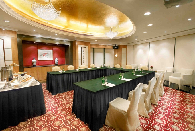 Imagen de los interiores del Hotel South Pacific. Foto 9