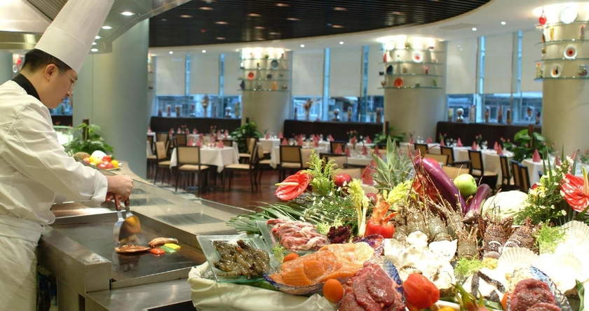 Imagen del bar/restaurante del Hotel South Pacific. Foto 2