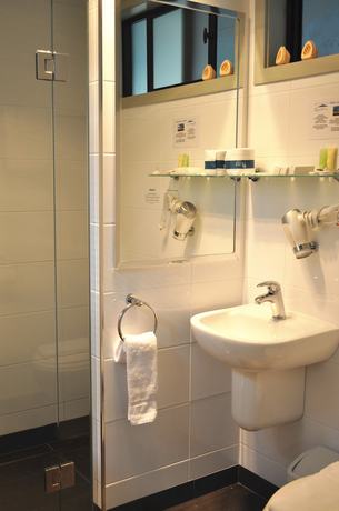 Imagen de la habitación del Hotel South Pacific Resort. Foto 9