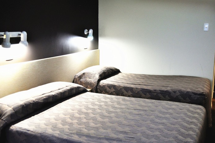 Imagen de la habitación del Hotel South Pacific Resort. Foto 14