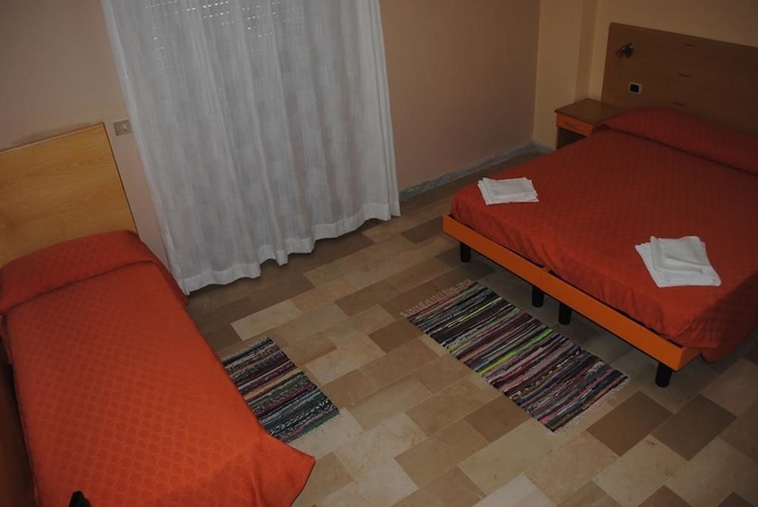 Imagen de la habitación del Hotel South Paradise. Foto 12