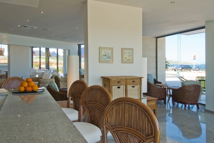 Imagen del bar/restaurante del Hotel South Pearl Apart Complex. Foto 5
