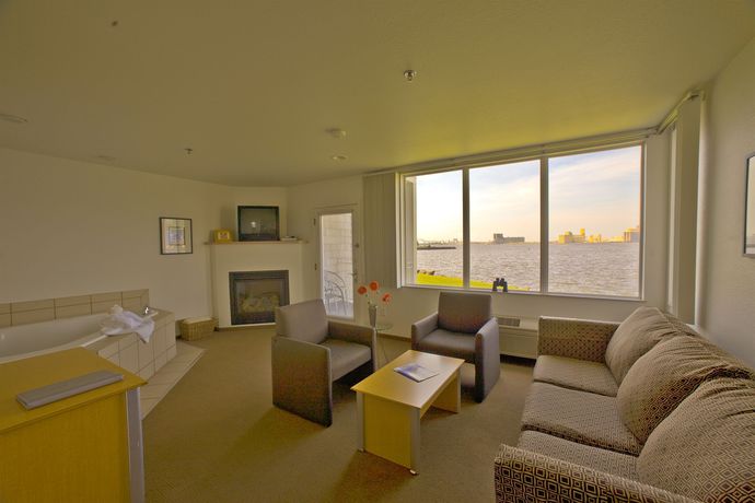 Imagen de la habitación del Hotel South Pier Inn. Foto 2