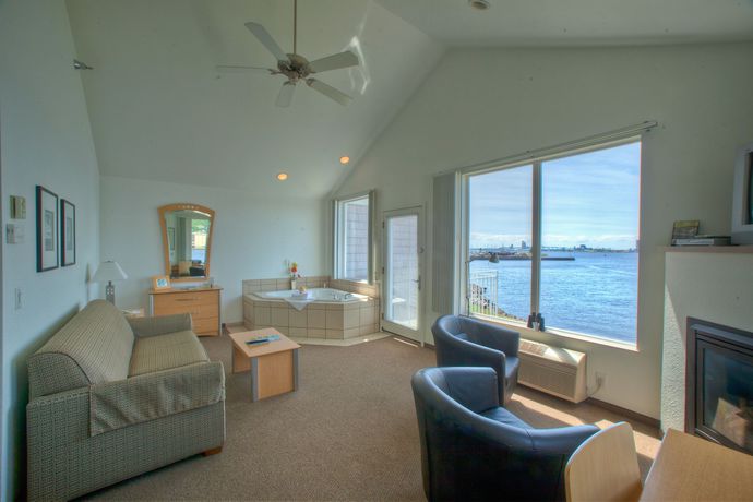 Imagen de los interiores del Hotel South Pier Inn. Foto 12