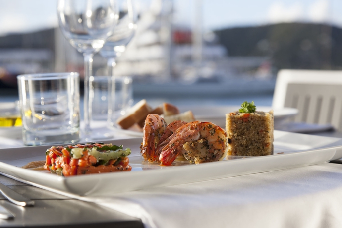 Imagen del bar/restaurante del Hotel South Point Antigua. Foto 4