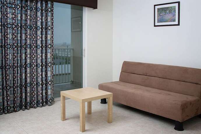 Imagen de la habitación del Hotel South River Suites. Foto 7