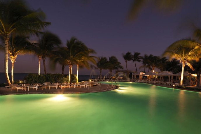 Imagen general del Hotel South Seas Island Resort. Foto 4