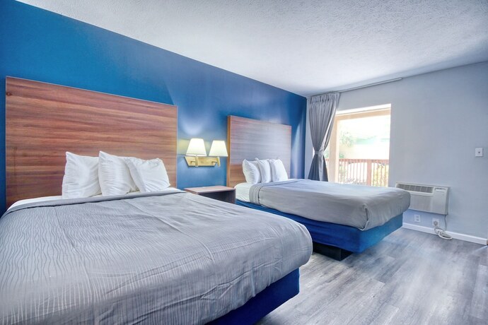 Imagen de la habitación del Hotel South Seas Ocean Front. Foto 17