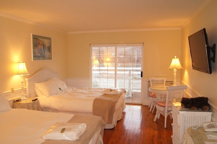 Imagen de la habitación del Hotel South Thompson Inn and Conference Centre. Foto 11