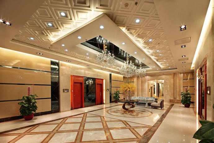 Imagen de los interiores del Hotel South and North International. Foto 13