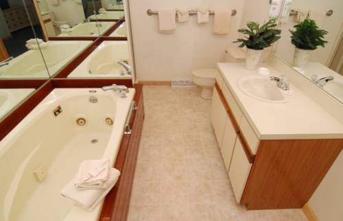 Imagen de la habitación del Hotel Southcape Resort Mashpee A Ramada By Wyndham. Foto 3