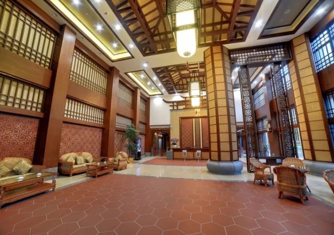 Imagen de los interiores del Hotel Southeast Huadu Hot Spring. Foto 19